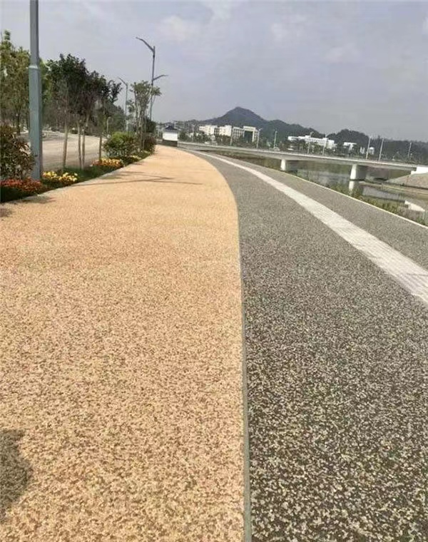 露骨料透水混凝土怎么施工？